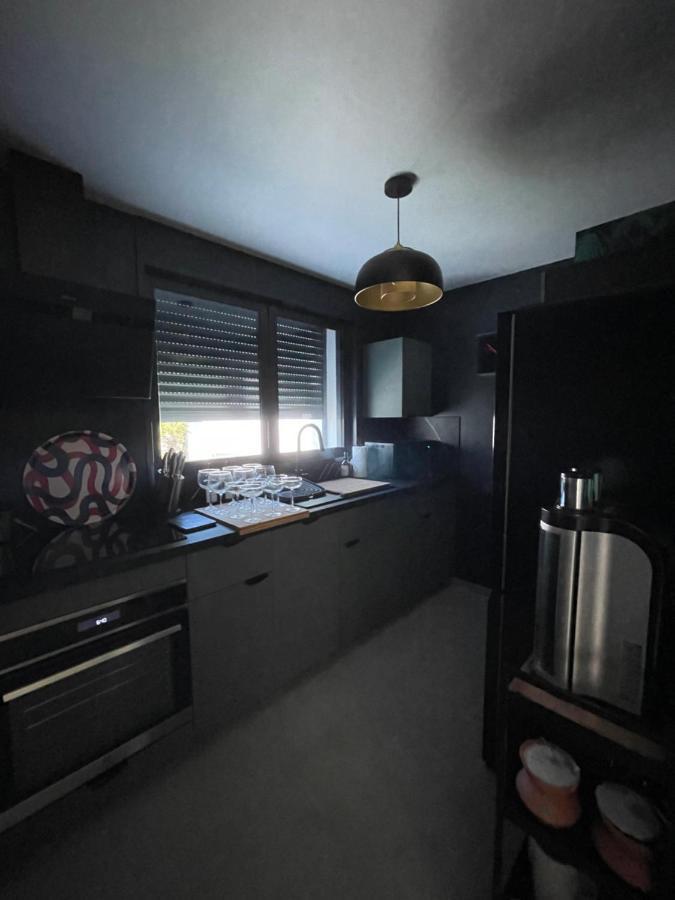 Appartement De Caractere Avec Jacuzzi Fréjus Dış mekan fotoğraf