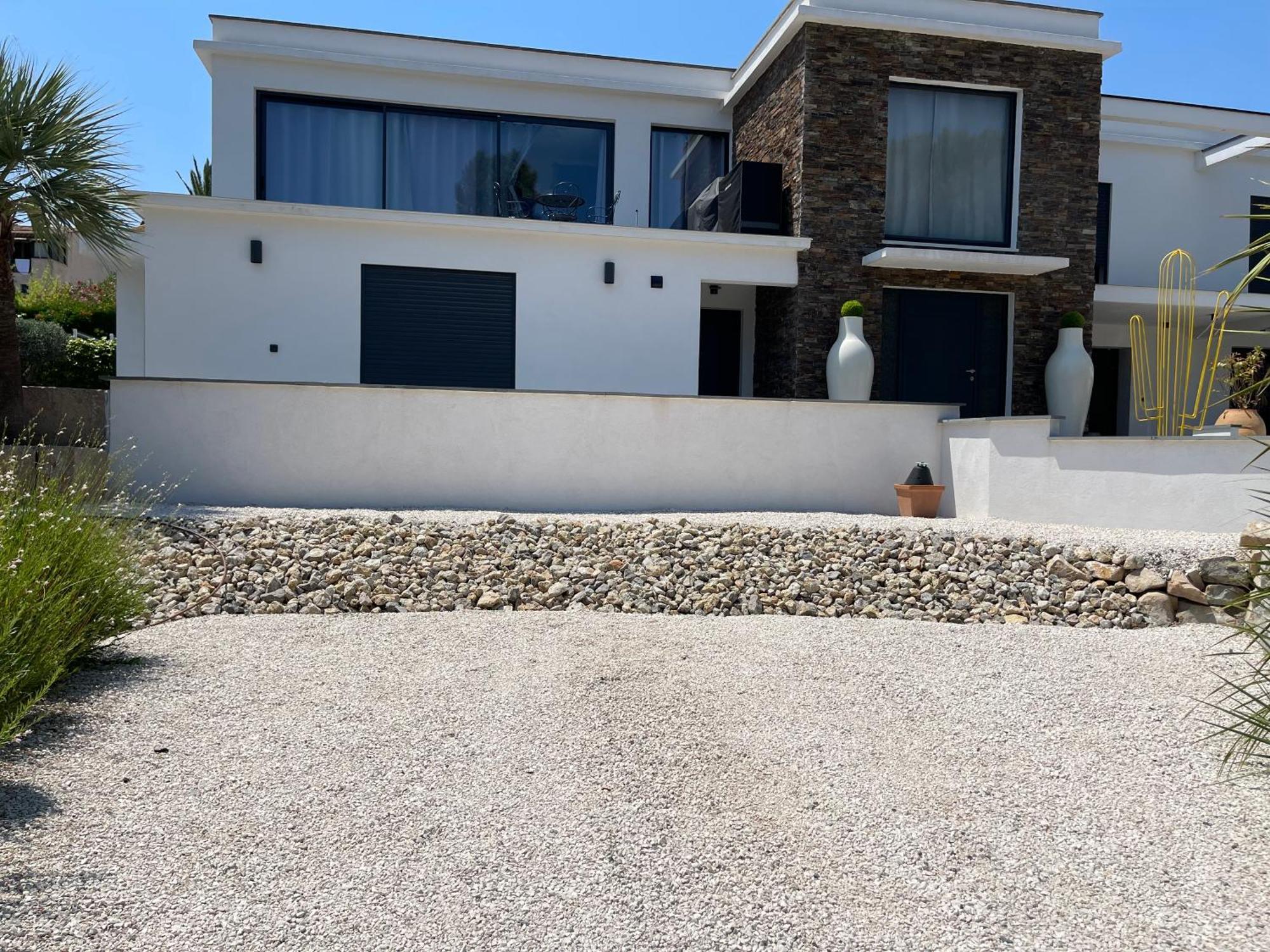 Appartement De Caractere Avec Jacuzzi Fréjus Dış mekan fotoğraf